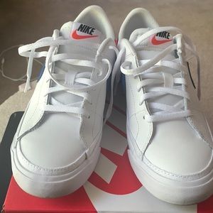 Nike Court Legacy 5.5Y Big Kids